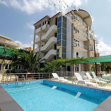 Hotel Victoria Bar Ngoại thất bức ảnh