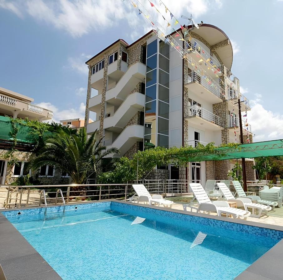 Hotel Victoria Bar Ngoại thất bức ảnh