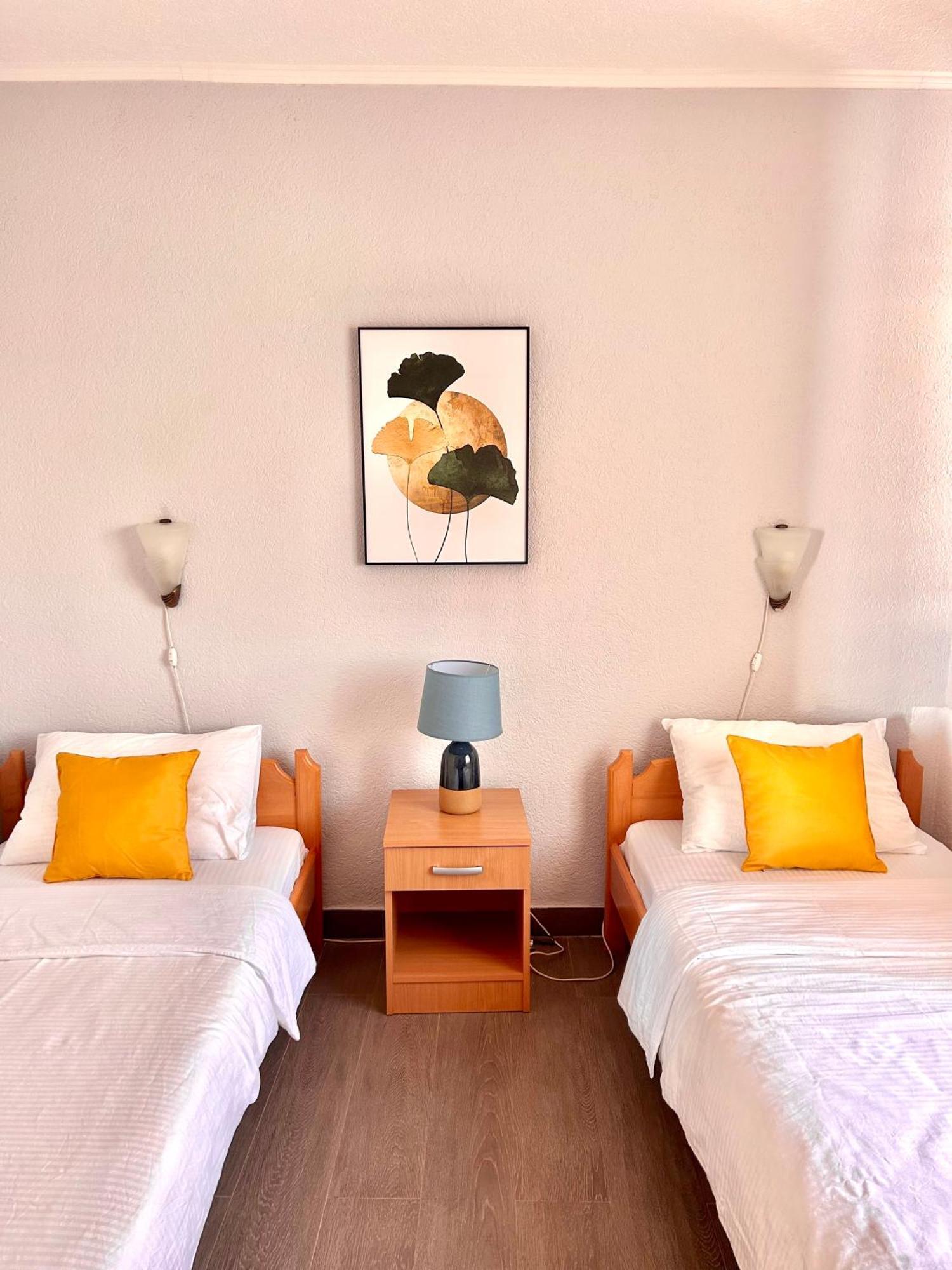 Hotel Victoria Bar Ngoại thất bức ảnh