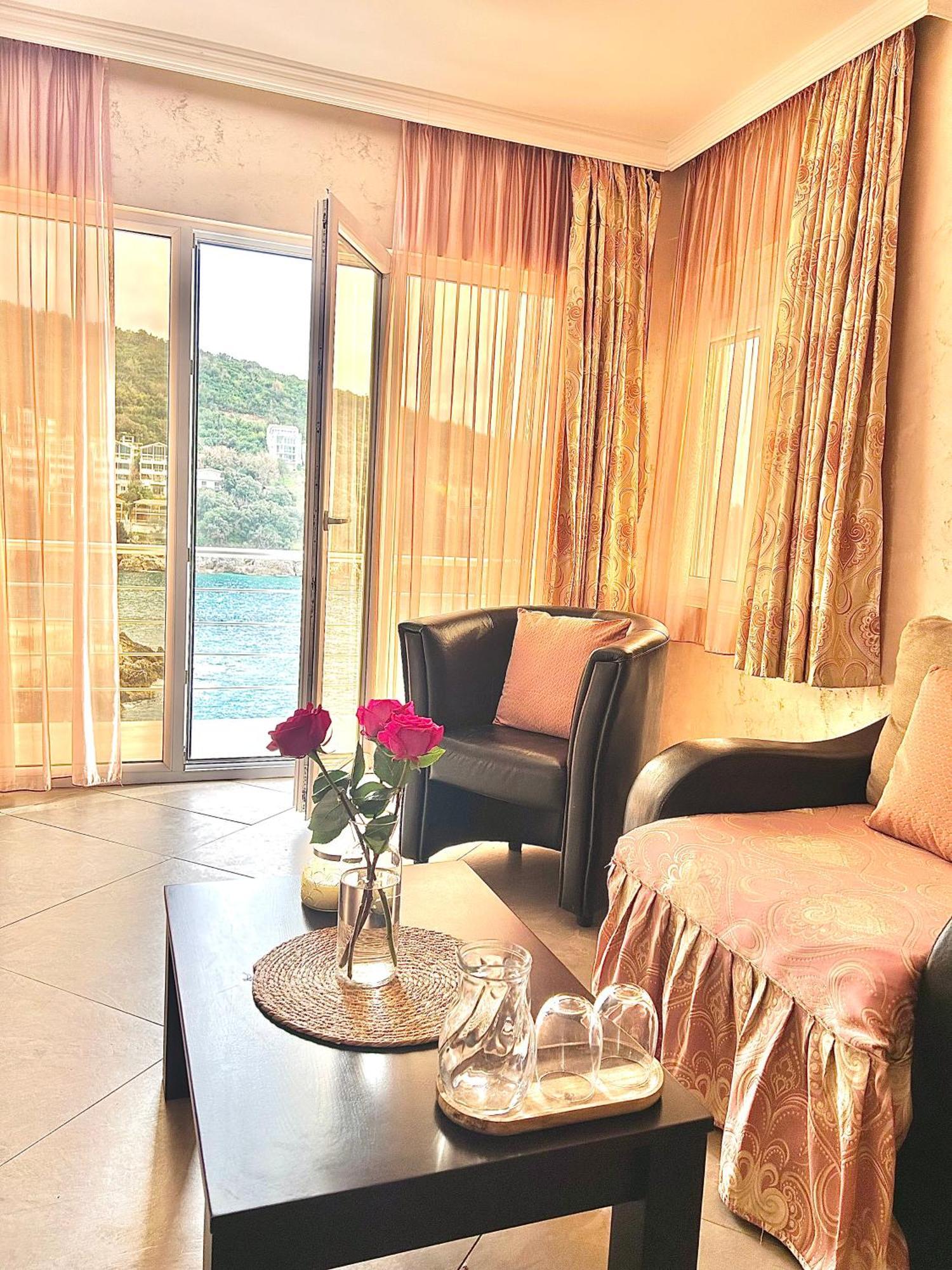 Hotel Victoria Bar Ngoại thất bức ảnh