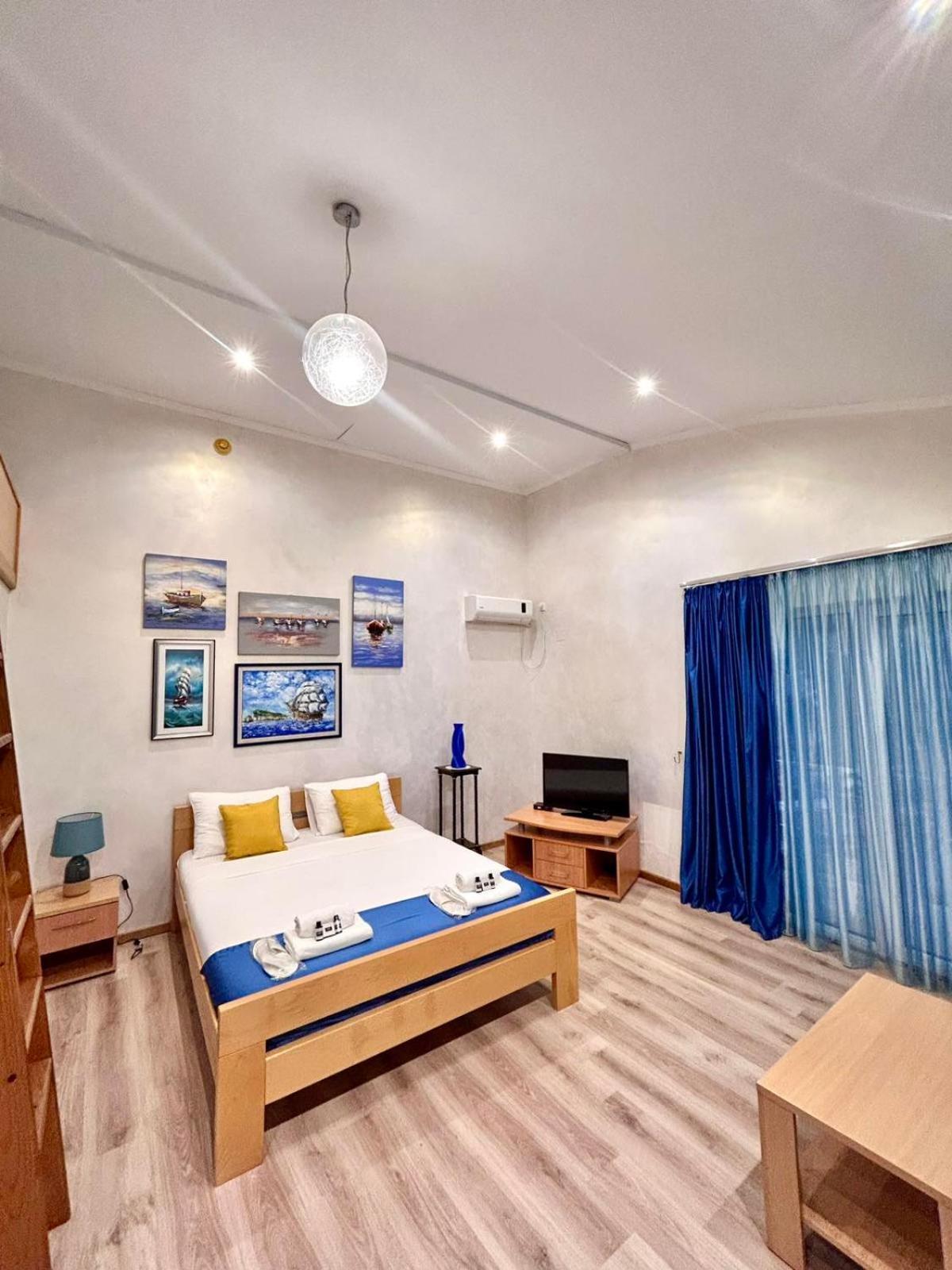 Hotel Victoria Bar Ngoại thất bức ảnh